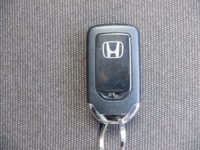 Honda e 2018-07 8617-27