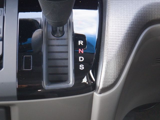 Honda e 2018-07 8617-16