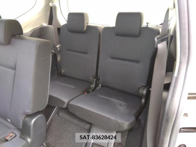 Toyota SIENTA 2018-05 250642-8