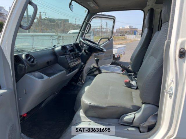 Hino DUTRO 2016-12 267743-6