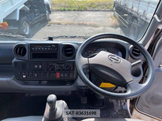 Hino DUTRO 2016-12 267743-5
