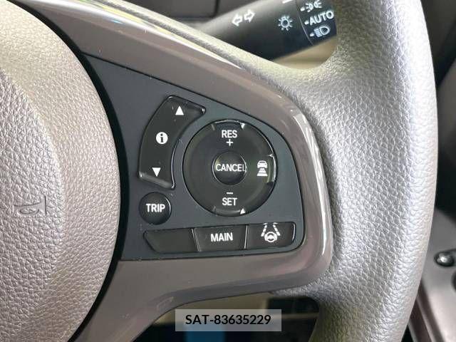 Honda N BOX 2019-05 307035-6