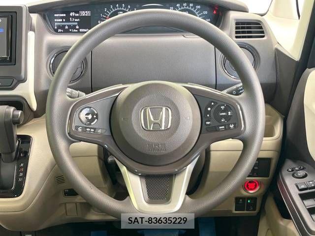 Honda N BOX 2019-05 307035-11