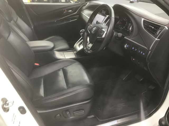 Toyota HARRIER 2017-09 193584-15