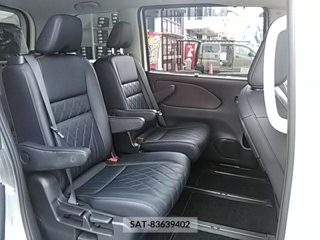 Nissan SERENA 2020-02 223641-11