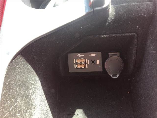 Lexus IS 2021-10 182708-13