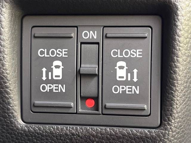 Honda N BOX CUSTOM 2018-02 194753-3