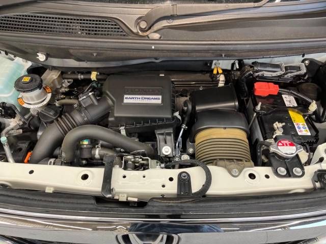 Honda N BOX CUSTOM 2018-02 194753-18