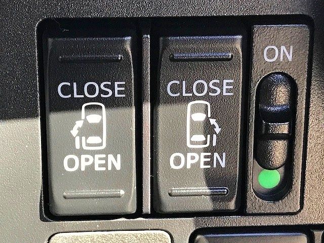 Toyota ROOMY 2018-03 187689-5