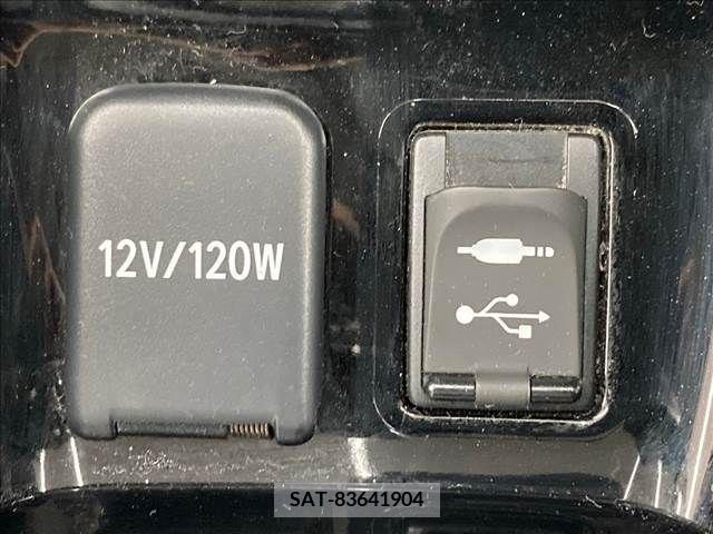 Toyota PRIUS PHV 2017-10 322597-10