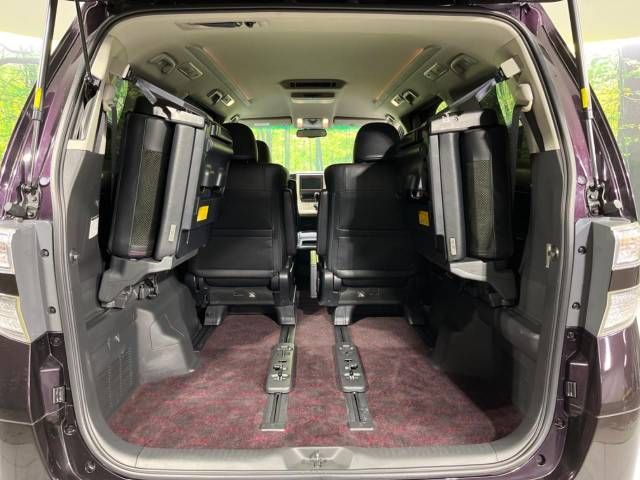 Toyota VELLFIRE 2013-11 182136-10