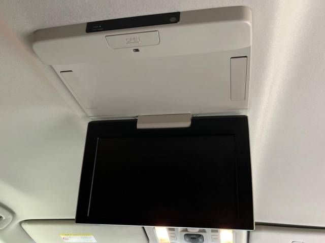 Toyota VELLFIRE 2013-11 182136-2