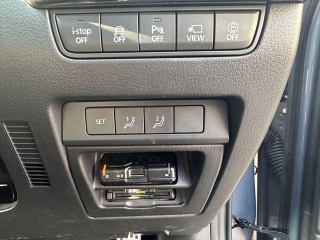 Mazda MAZDA3 2021-08 182767-26