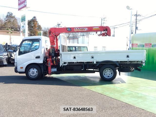 Hino DUTRO 2017-08 252588-1