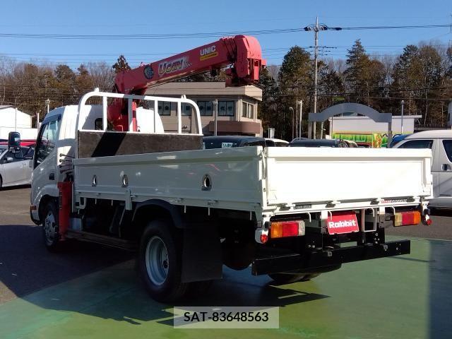 Hino DUTRO 2017-08 252588-2