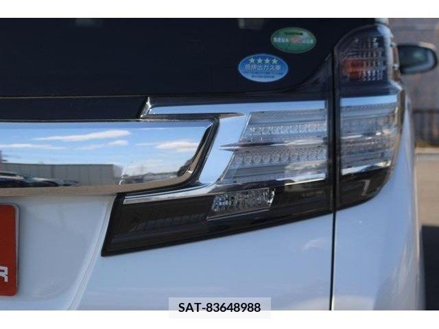 Toyota VELLFIRE 2015-11 212419-10