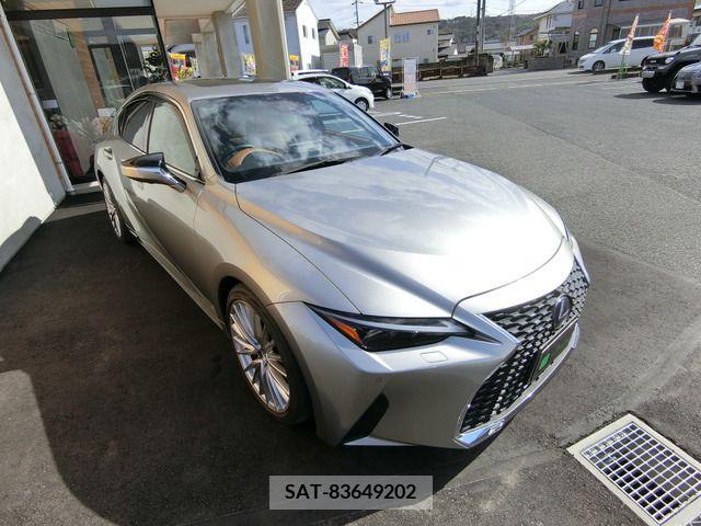 Lexus IS 2020-12 297907-19