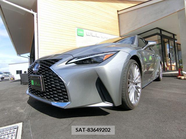 Lexus IS 2020-12 297907-17