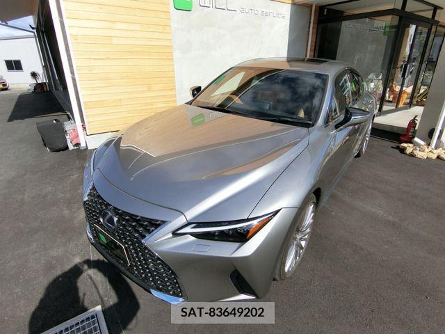 Lexus IS 2020-12 297907-14