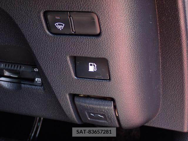 Toyota PRIUS 2019-04 334800-12