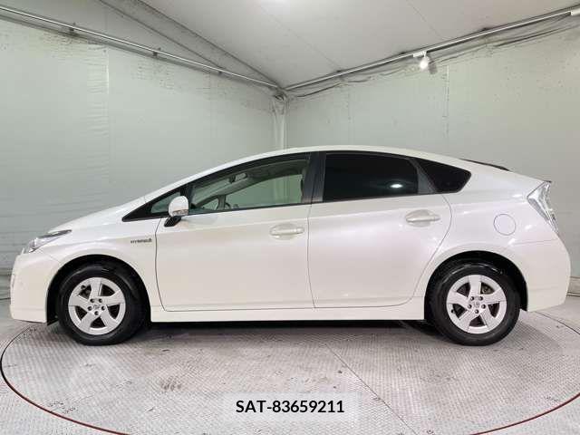 Toyota PRIUS 2009-12 211886-10