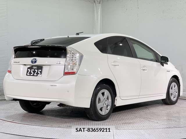 Toyota PRIUS 2009-12 211886-7