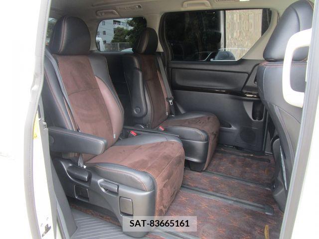 Toyota ALPHARD 2013-12 299929-10