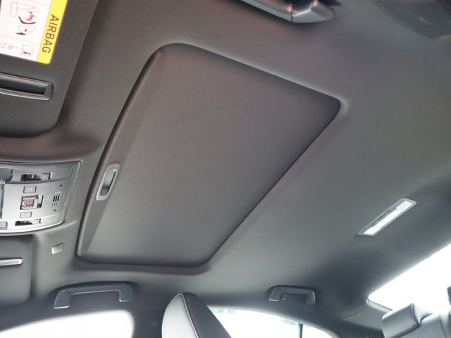 Lexus IS 2022-06 23134-20