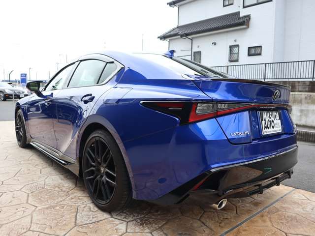 Lexus IS 2022-06 23134-4