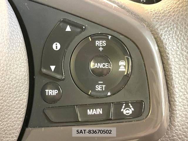 Honda N BOX 2018-11 339889-5