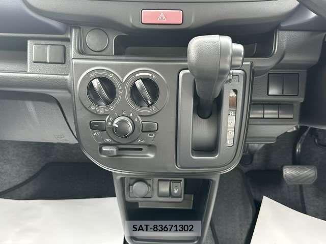 Suzuki ALTO 2022-08 305227-14