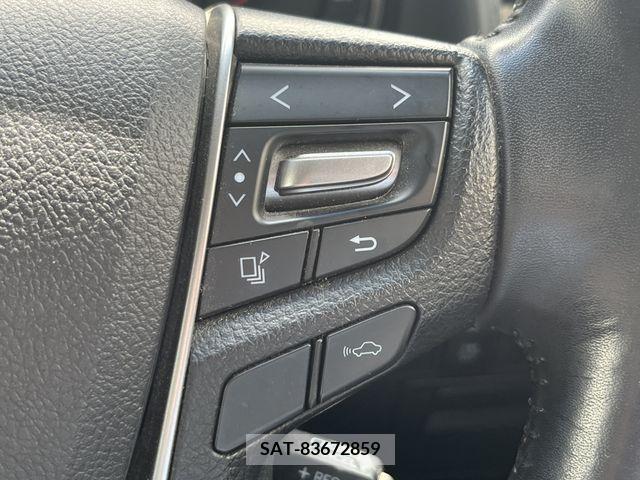 Toyota VELLFIRE 2017-11 381627-14