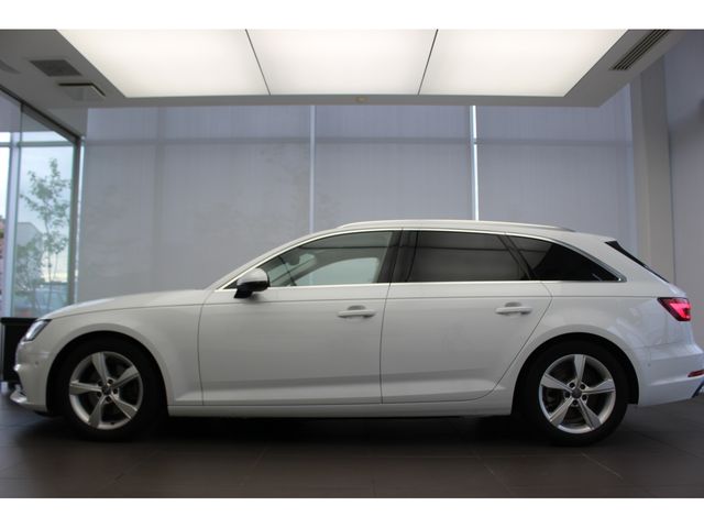 Audi A4 2019-03 25034-2