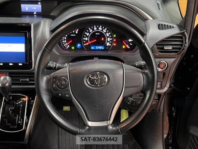 Toyota VOXY 2019-06 211231-12
