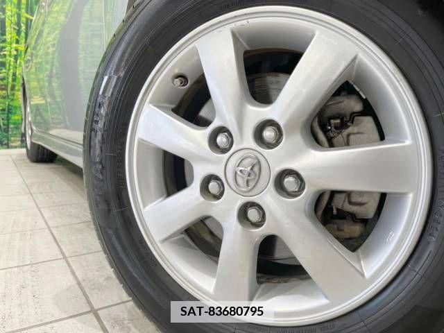 Toyota ISIS 2014-03 361877-14