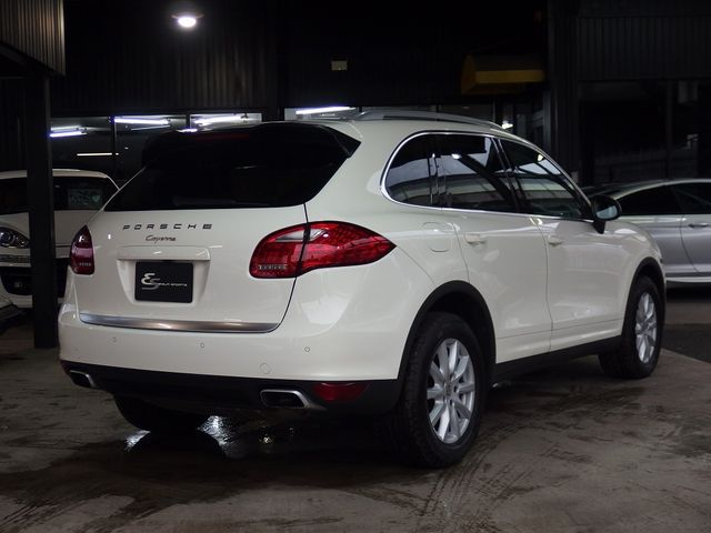 Porsche CAYENNE 2010-12 195415-2