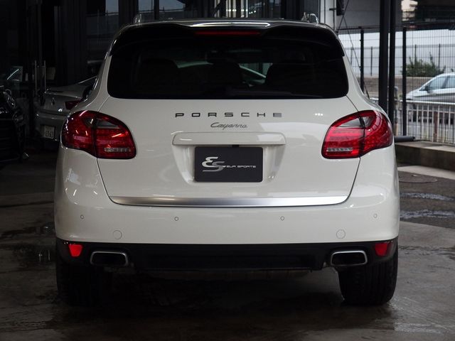 Porsche CAYENNE 2010-12 195415-6