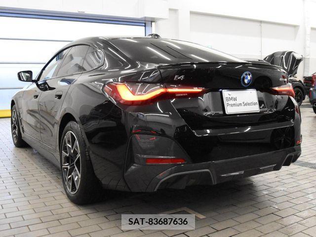 Bmw i4 2023-07 211215-2