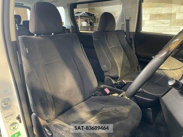 Toyota ALPHARD 2011-03 213368-7