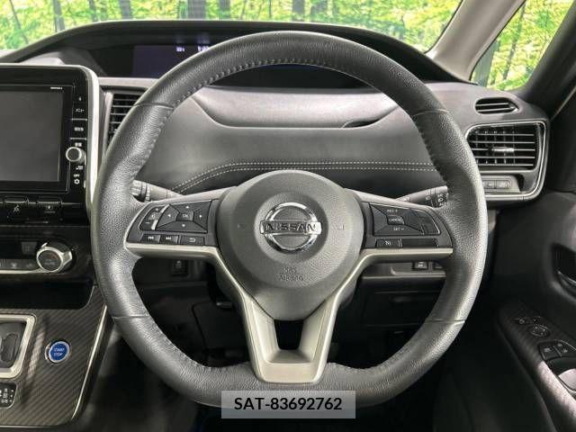 Nissan SERENA 2019-04 335794-12