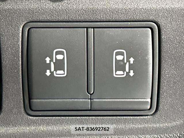 Nissan SERENA 2019-04 335794-3