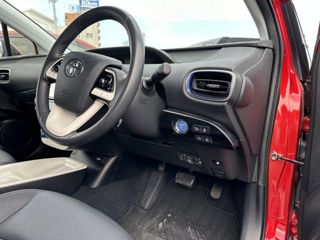 Toyota PRIUS 2016-04 1118-5