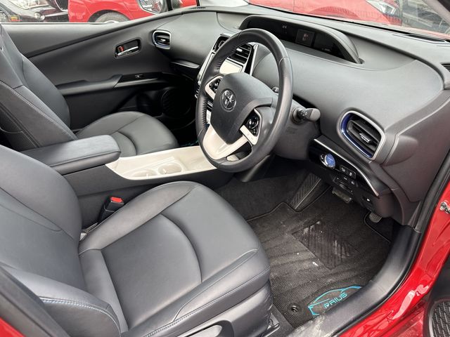Toyota PRIUS 2016-04 1118-4