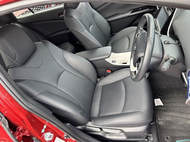 Toyota PRIUS 2016-04 1118-6