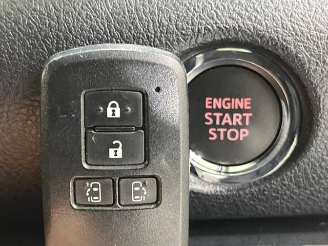 Toyota SIENTA 2015-09 187146-6