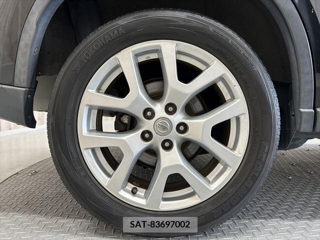 Nissan X-TRAIL 2012-06 372997-13