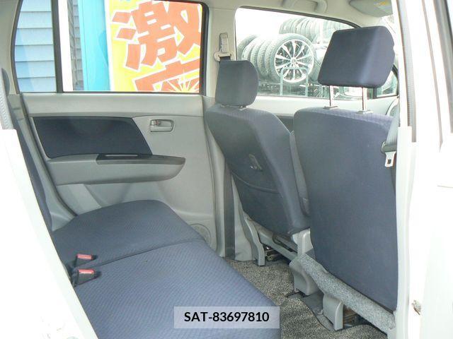 Suzuki WAGON R 2012-01 210588-6