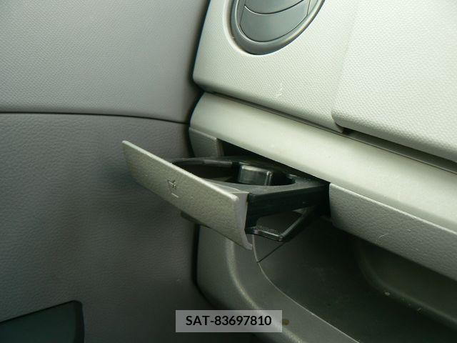 Suzuki WAGON R 2012-01 210588-10