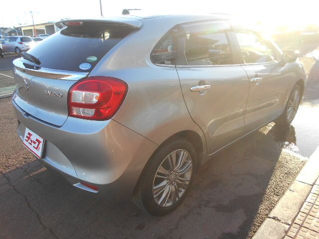 Suzuki BALENO 2017-08 188467-2