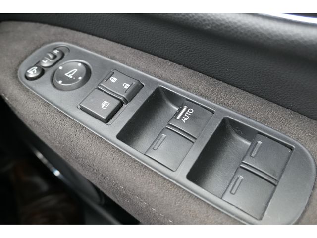 Honda VEZEL 2018-03 21674-21
